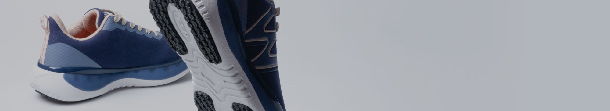 Style and comfort for your everyday life, with a modern design and natural walk.