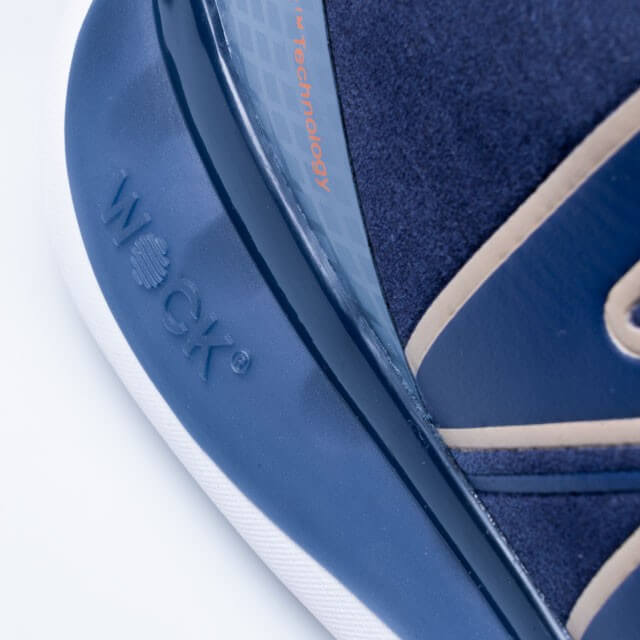 Style and comfort for your everyday life, with a modern design and natural walk.