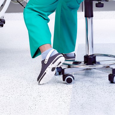 CLOG 03 c/ Tira com Palmilha Walksoft™ CLOG 03 c/ Tira com Palmilha Walksoft™