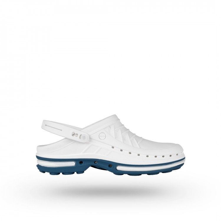 CLOG 02  w/ Strap with Walksoft™ Insole