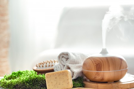 Aromaterapia e Óleos essenciais: Benefícios, Usos e Dicas