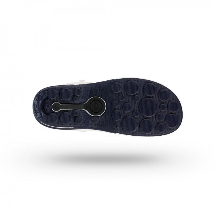 CLOG 13  w/ Strap with Walksoft™ Insole
