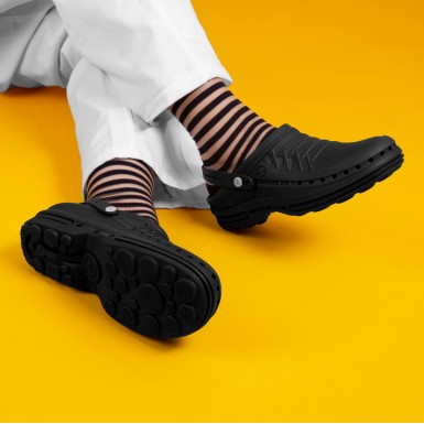 CLOG 11  w/ Strap with Walksoft Insole